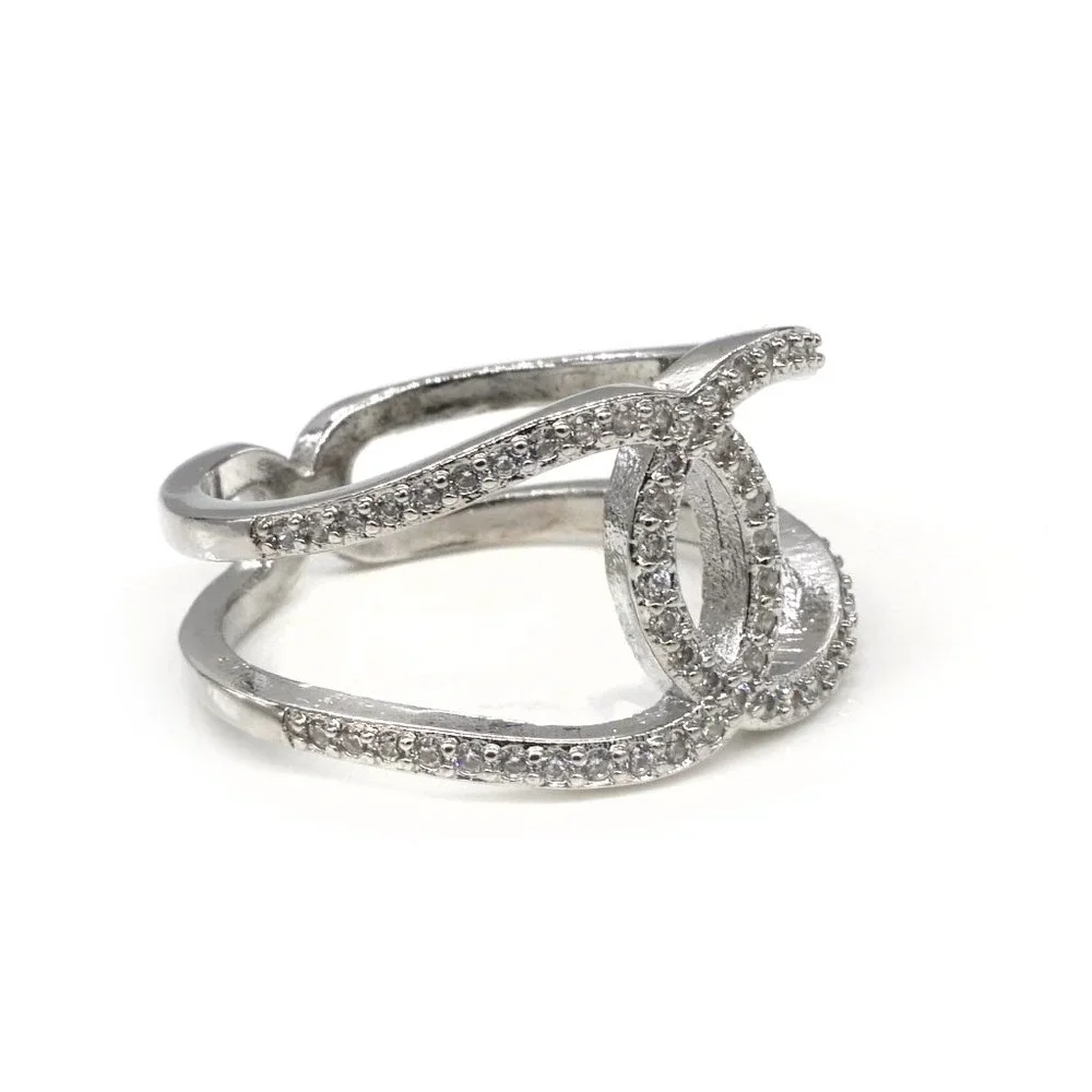 Silver ring with rhinestone. - Picture 3 of 3